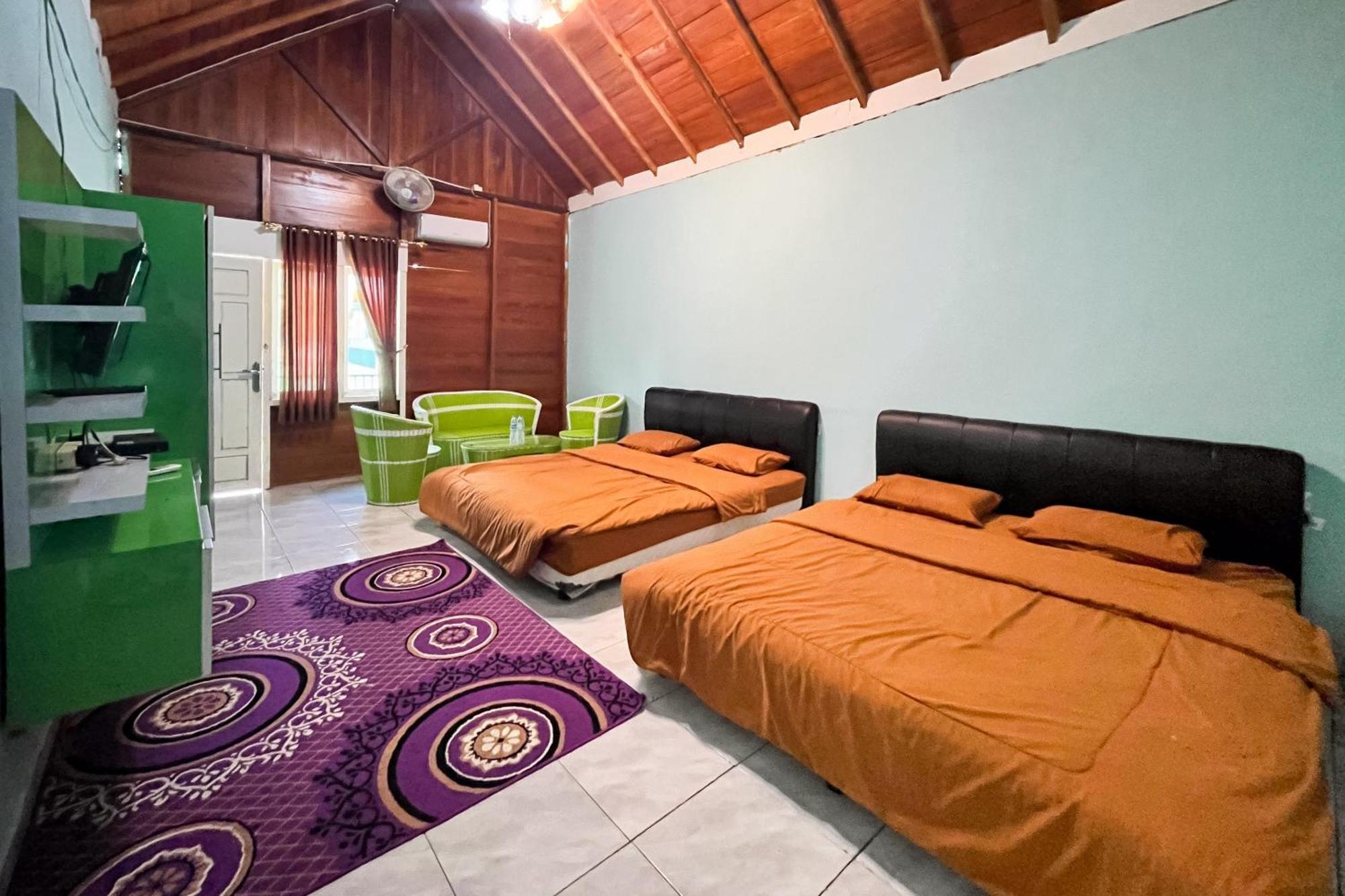 Reddoorz At Villa Waterfun Favour Pagar Alam Pagaralam Bagian luar foto