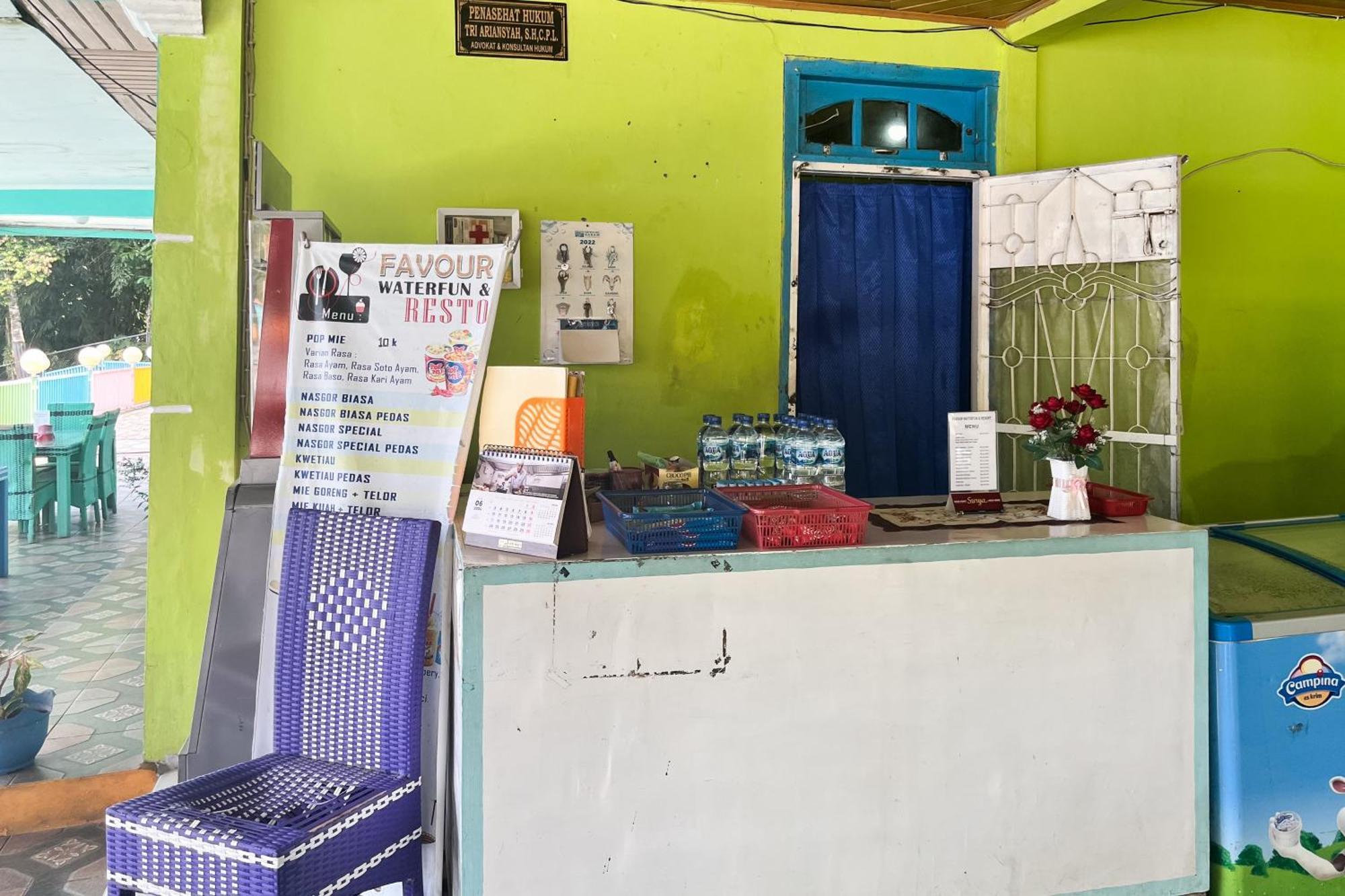Reddoorz At Villa Waterfun Favour Pagar Alam Pagaralam Bagian luar foto